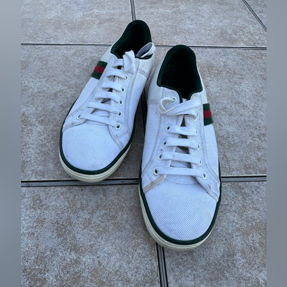 Gucci
 Canvas Sneakers - Picture 2 of 14